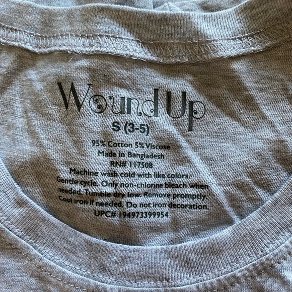 2 for $ 8! Girls adorable “bee kind” set.   Shirt & pants. - Picture 3 of 4